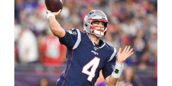 Jarrett Stidham a la première chance